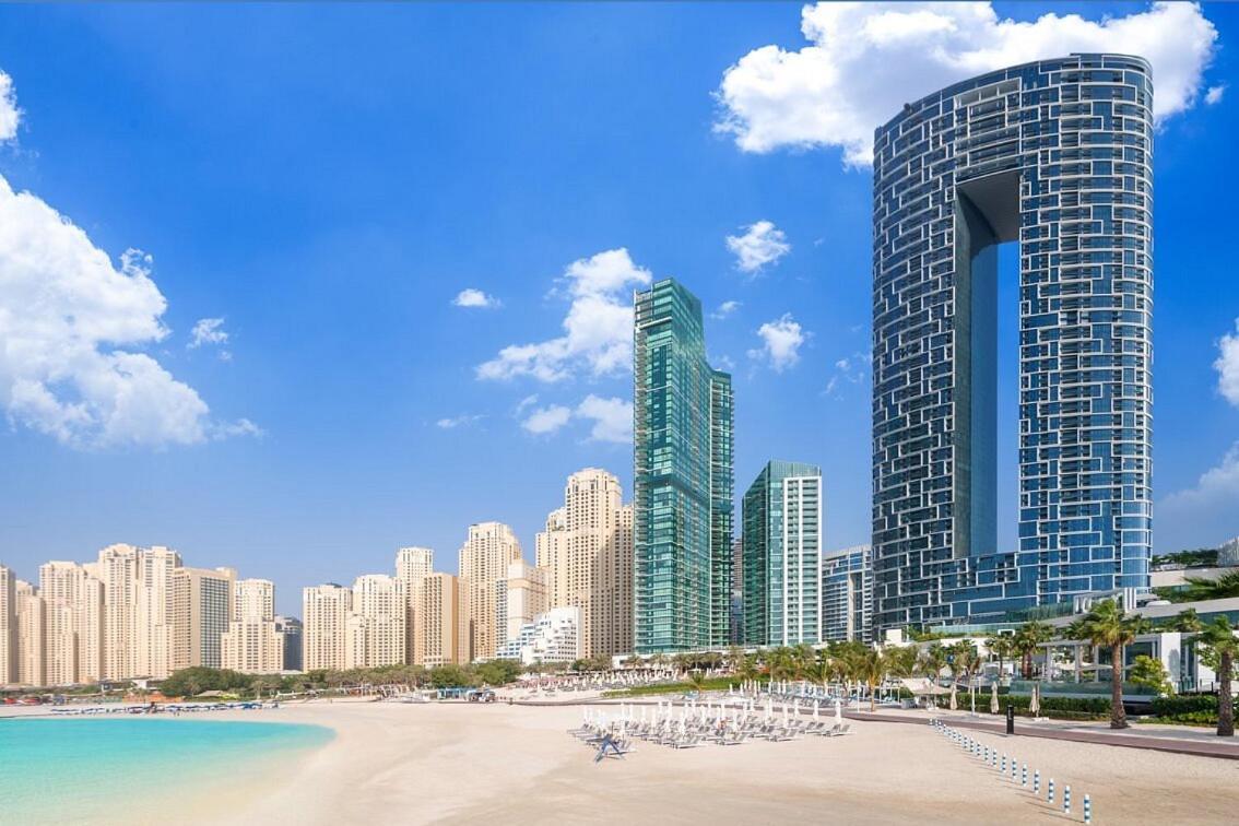 Beachfront Bliss 2br Eye & Full Sea View At The Address By Aya Boutique *