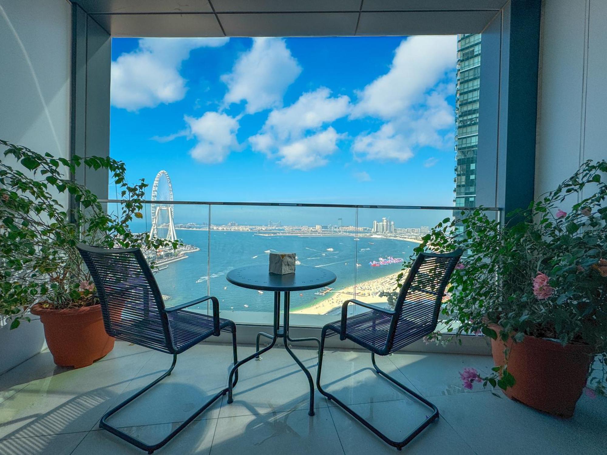 Beachfront Bliss 2br Eye & Full Sea View At The Address By Aya Boutique Apartment *